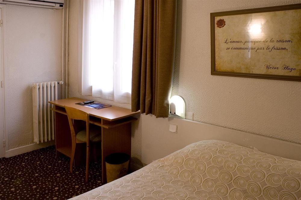 Hotel Ours Blanc - Victor Hugo تولوز المظهر الخارجي الصورة