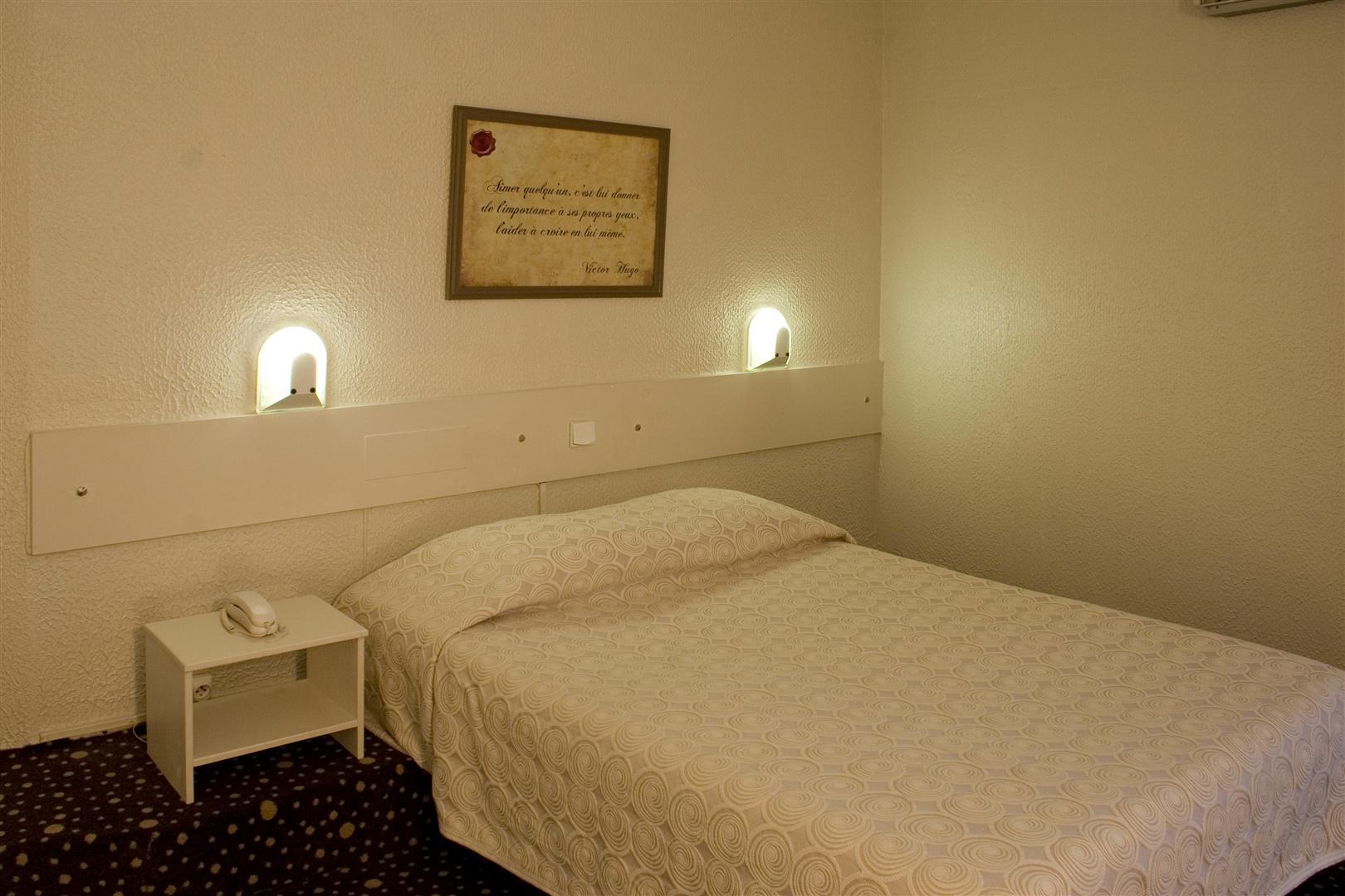 Hotel Ours Blanc - Victor Hugo تولوز المظهر الخارجي الصورة