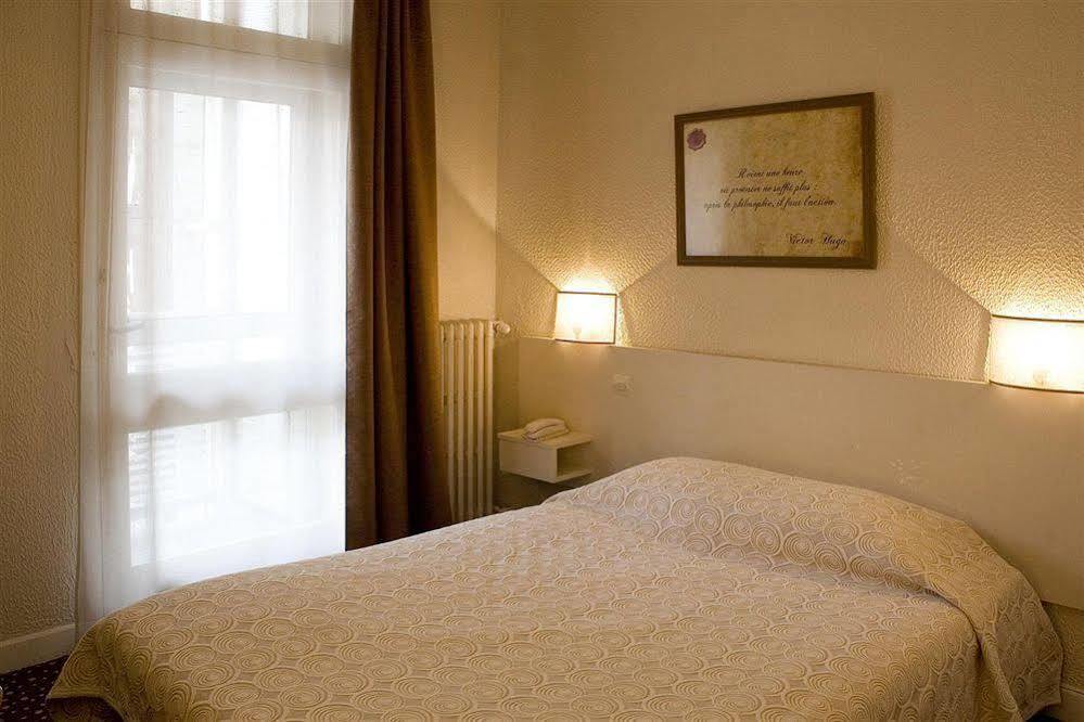 Hotel Ours Blanc - Victor Hugo تولوز المظهر الخارجي الصورة