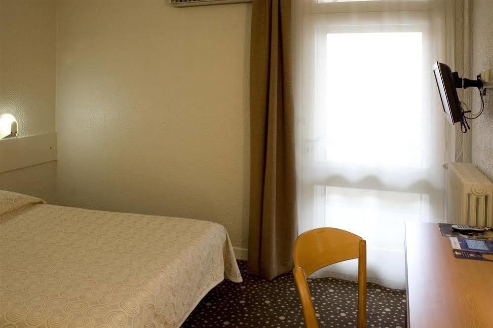 Hotel Ours Blanc - Victor Hugo تولوز المظهر الخارجي الصورة