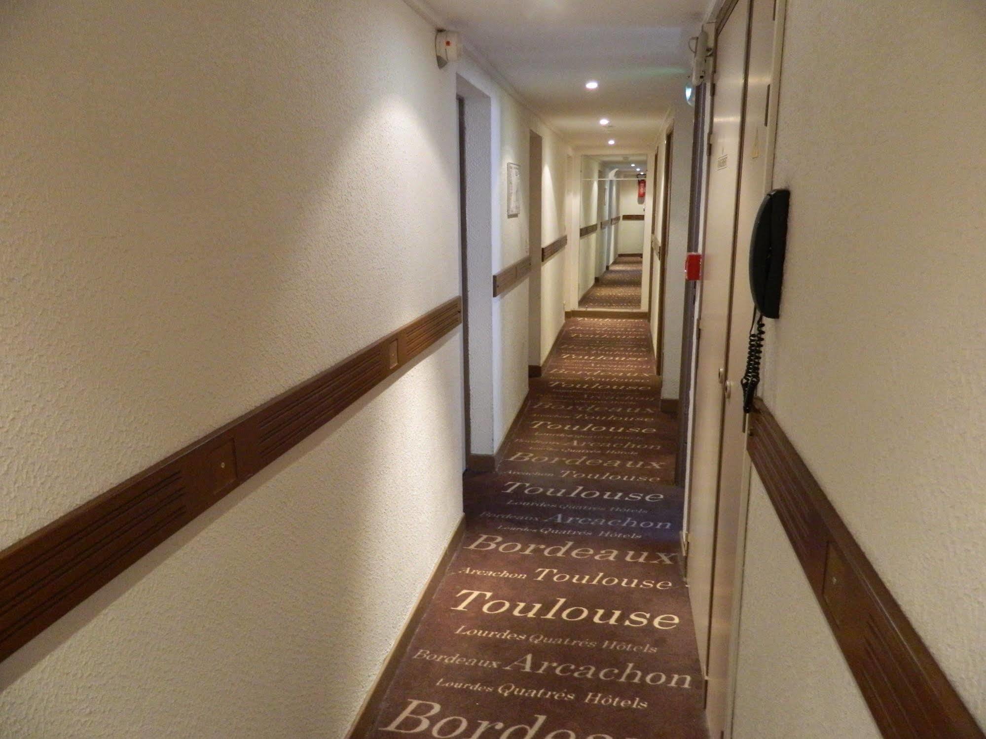 Hotel Ours Blanc - Victor Hugo تولوز المظهر الخارجي الصورة
